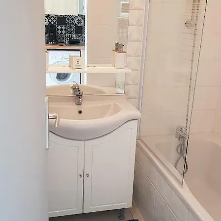 Presqu'ile Proche De La Parking Prive Apartamento