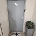 Presqu'ile Proche De La Parking Prive Apartmán *