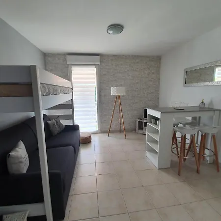 Presqu'ile Proche De La Parking Prive Appartement