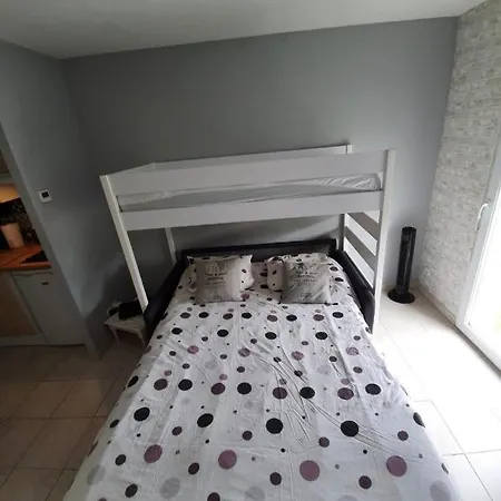 Appartement Presqu'ile Proche De La Parking Prive